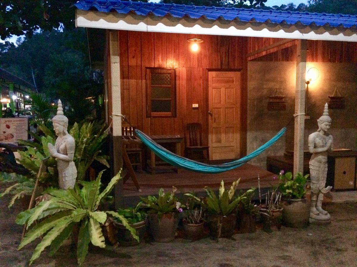 Sea Paradise Ban Khlong Kloi Exterior photo