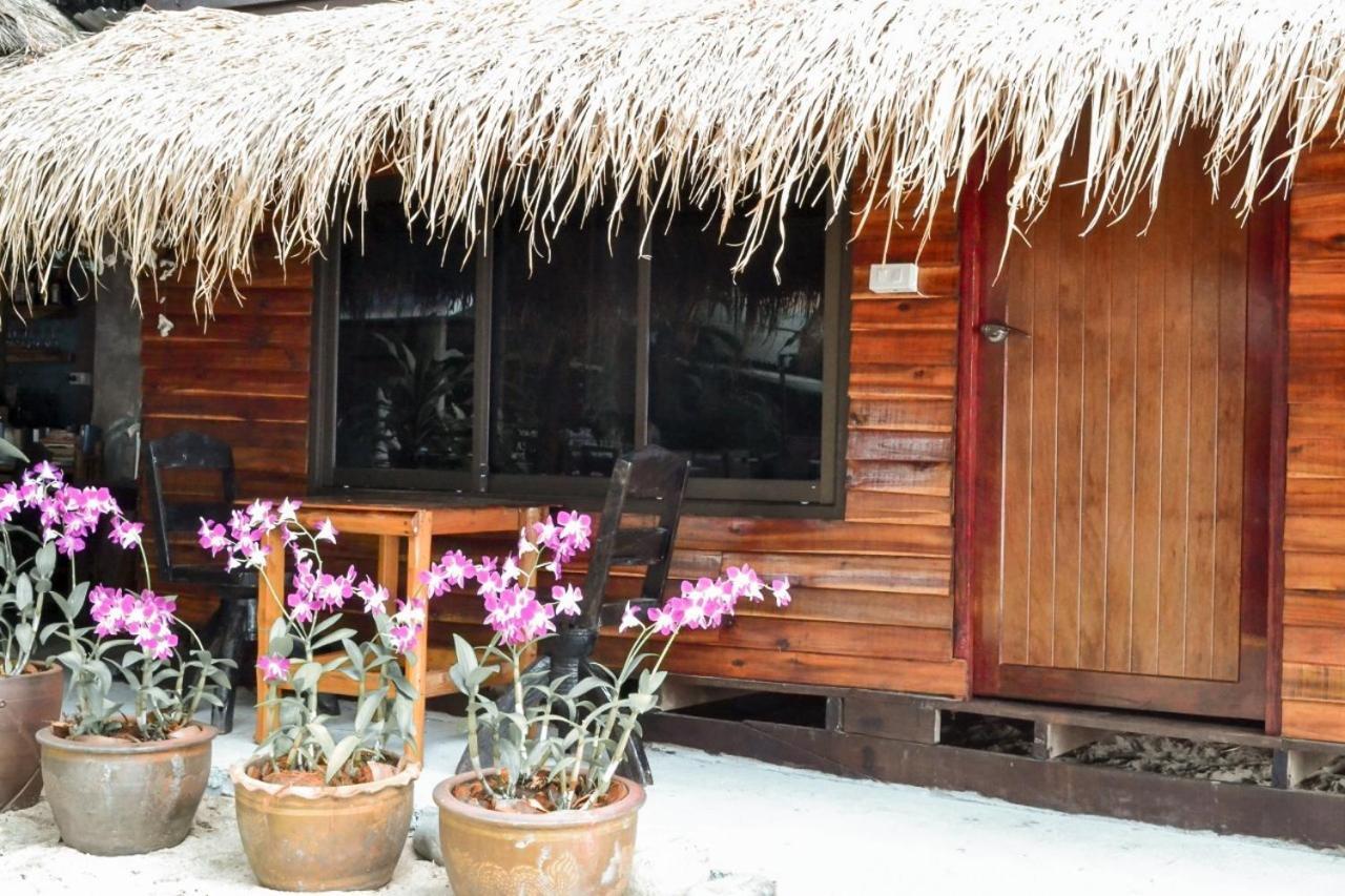 Sea Paradise Ban Khlong Kloi Exterior photo